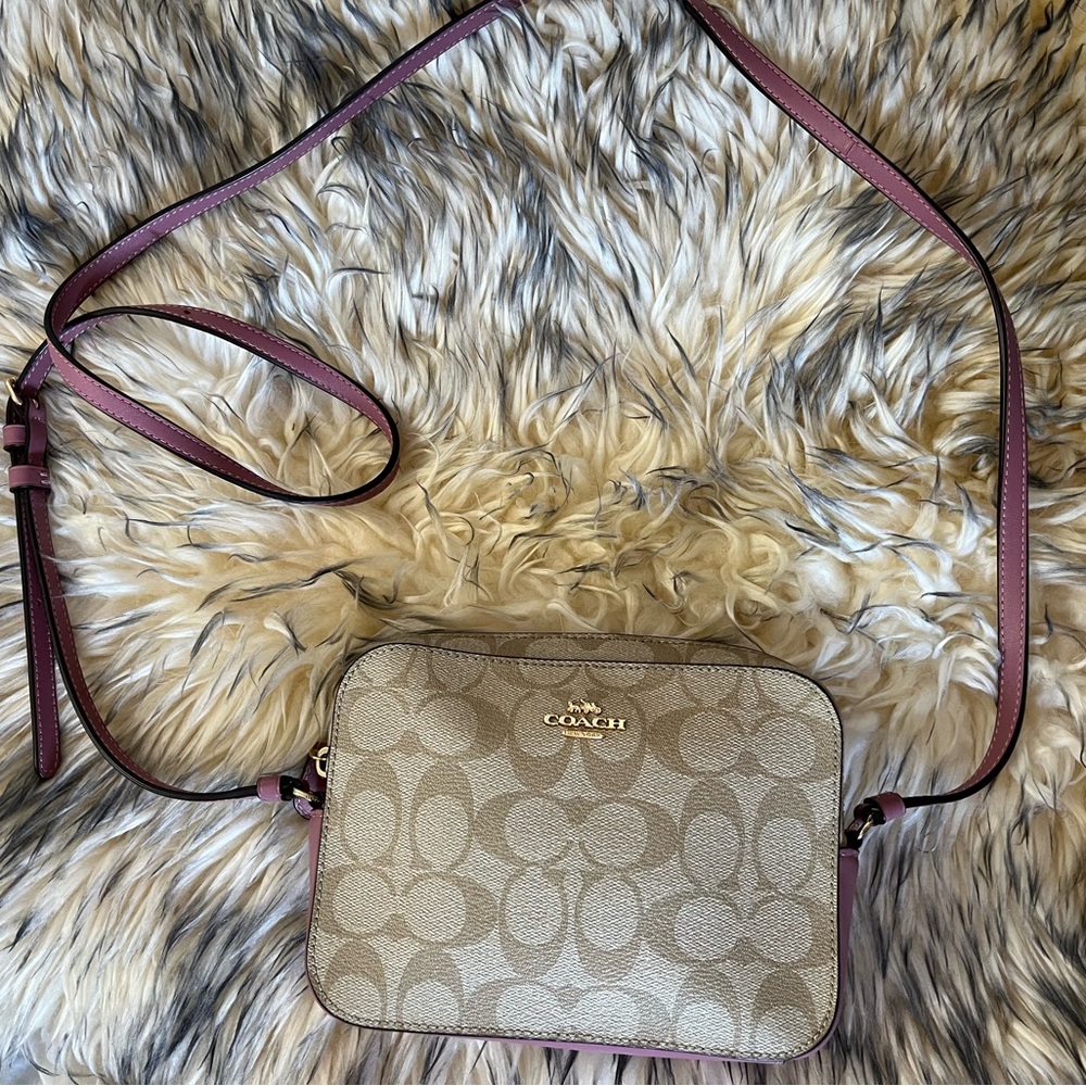 COACH Mini Jamie Camera Bag
Signature Canvas Light Khaki
Chalk Womens Crossbody